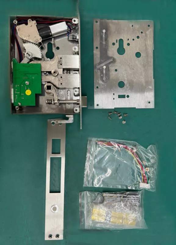 DSS DDJ-18  электромеханический дверной замок